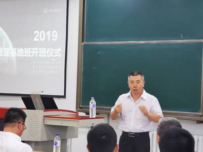 78BAC4E94ED8FFEE3A6A90BC0028A50E