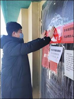 说明: 图片包含 人员, 站立描述已自动生成